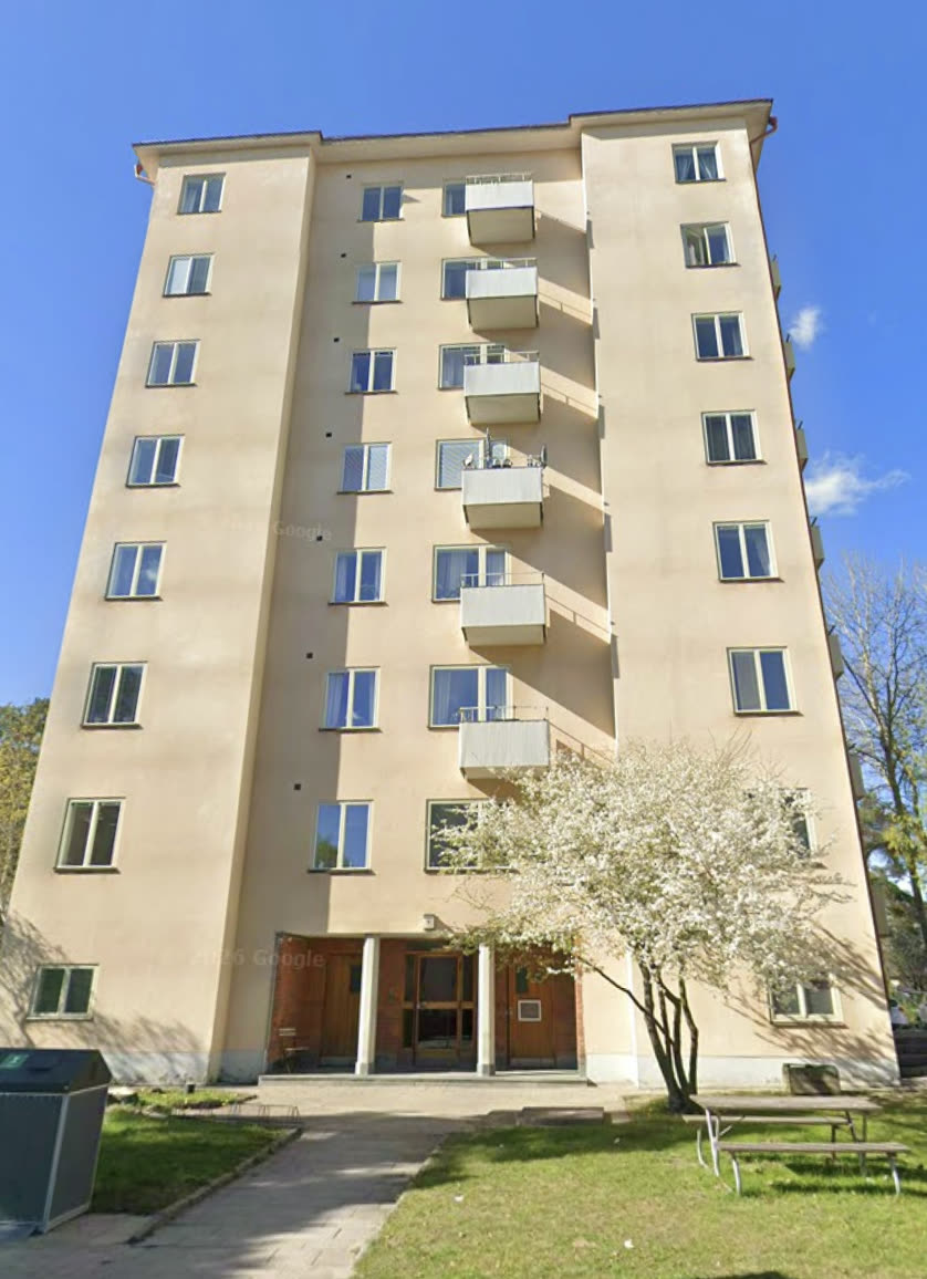 Fasaden på Byggmästaren 2, Arkadvägen 7, Stockholm